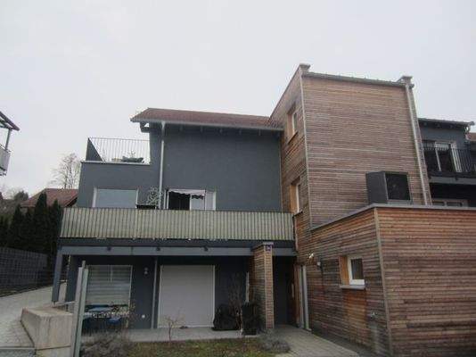 Fasdsade mit Terrasse