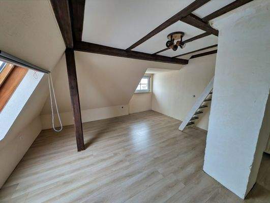 Kinderzimmer mit Schlafebene im Dachgeschoss