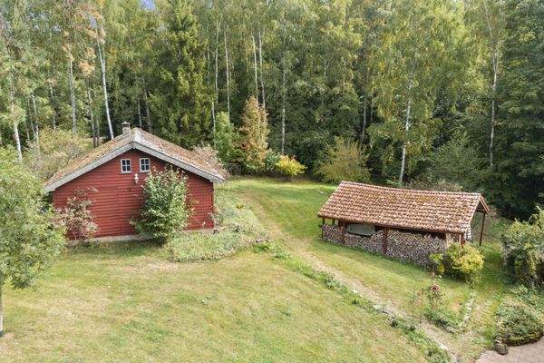 Scheune und Schuppen