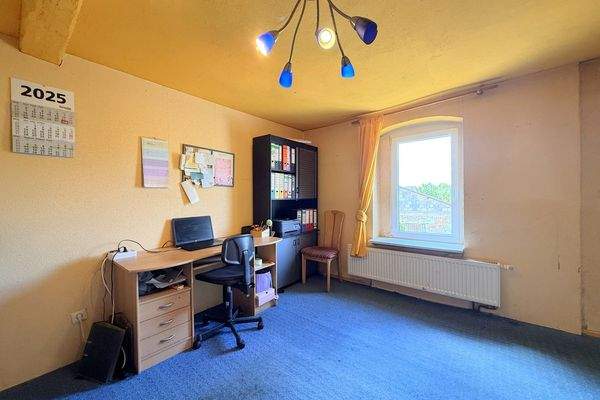 hofseitiges Arbeitszimmer