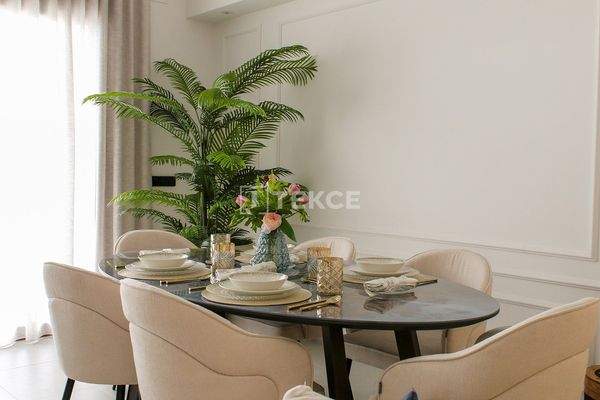 Stylish 3-Bedroom Villas with Pool in La Finca Resort Algorfa