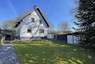 Hausansicht vom Garten