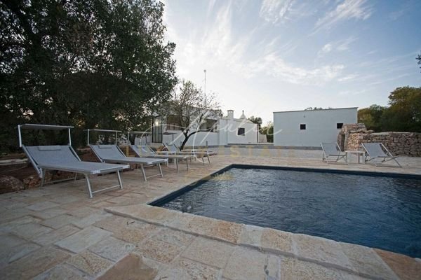 Valle d´Itria – wunderschöne Villa mit Trullo und Pool