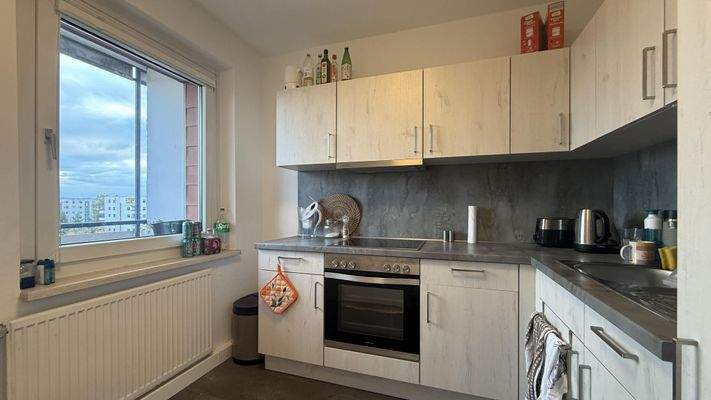 Küche mit Einbauküche