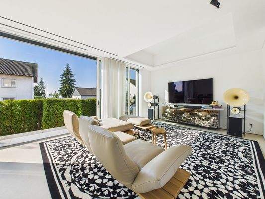 lichtdurchfluteten Wohnzimmer