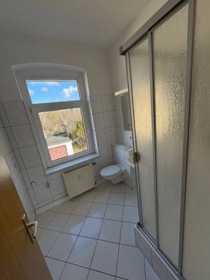 Bad mit Dusche.jpg