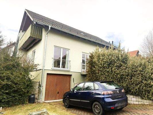Einfamilienhaus mit Garage