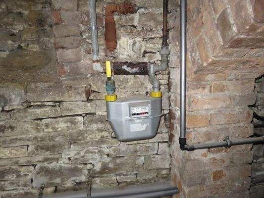 KG: Gasanschluss mit Zähler