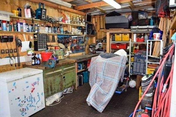 Viel Platz im Raum hinter dem Carport