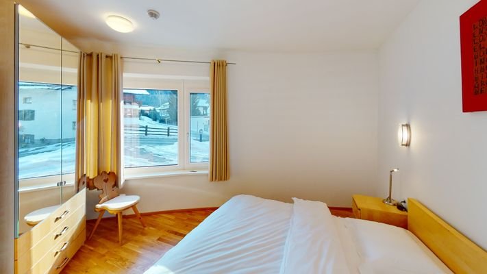 Top-3-St-Anton-Nasserein-Bedroom (1).jpg