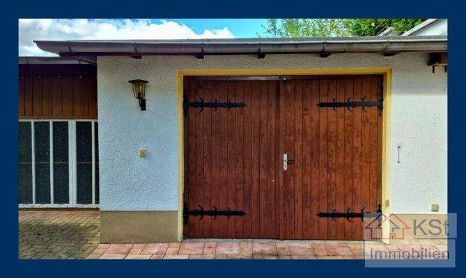 Ehemalige Garage/ Abstellraum Gartengeräte vorhanden