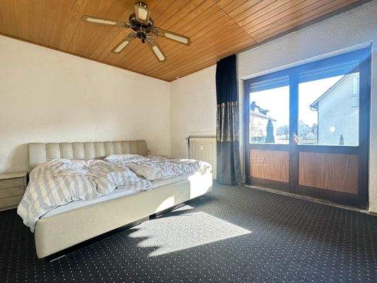 Wohnung EG rechts I Schlafzimmer