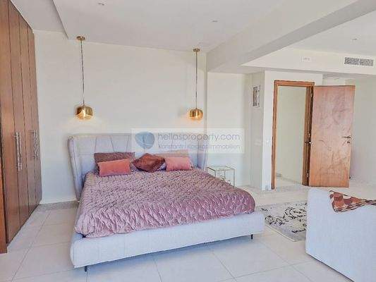 da19fbee90ff452bb8767dfbc6da94aa-original