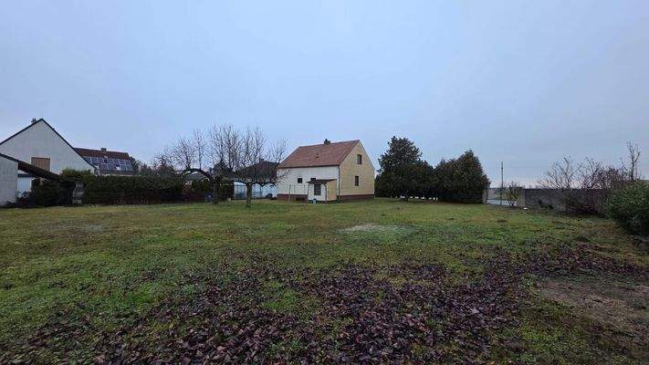 Grundstücksübersicht 1.465 m²