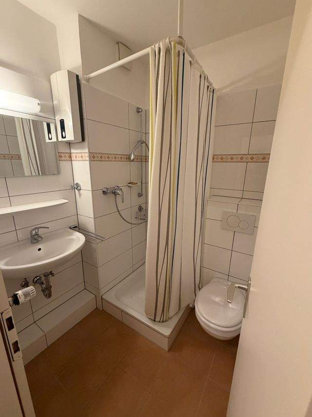 Schöne 1-Zimmer Wohnung - Photo 2