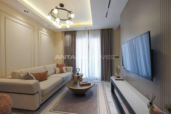 Real Estate in a Complex with Impressive Views in Alanya