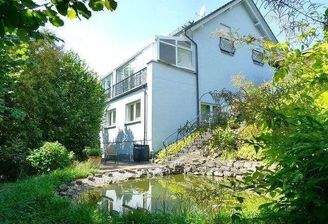 Traumhaftes Haus und Grundstück-in bester Wohnlage