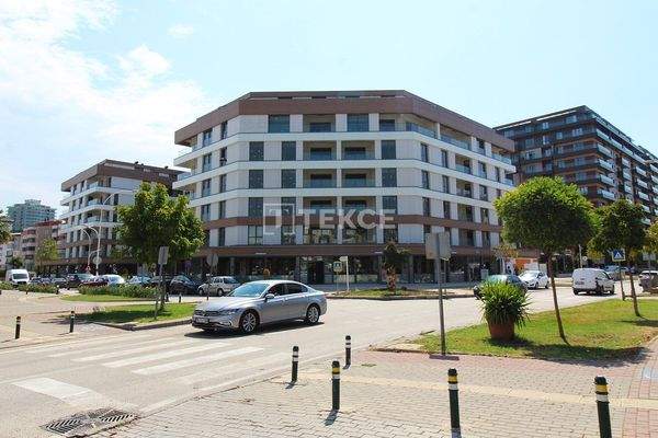 Apartments with Indoor Parking Lot on Nilüfer Özlüce Boulevard