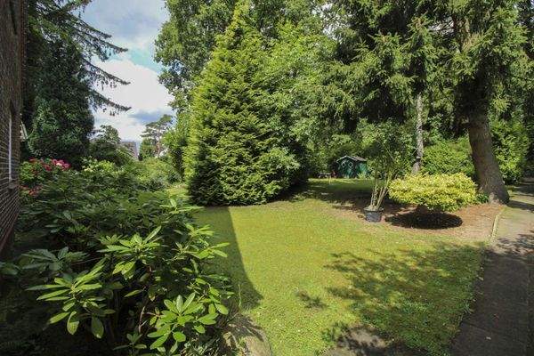 Vorgarten, Front-Grundstück