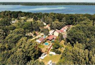 Luftbild mit Schwielowsee.jpg