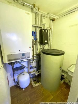 Heizungsraum-Brennwertherme