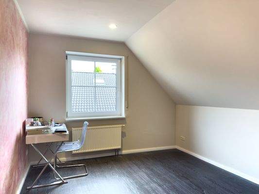 Zimmer II im Obergeschoss