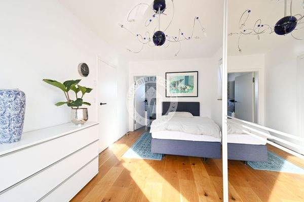 Kinderzimmer (Blick 2)