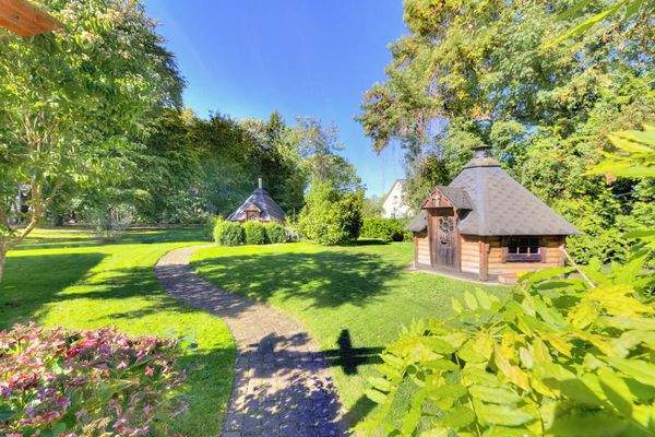 Garten, Sauna- u. Grillhaus