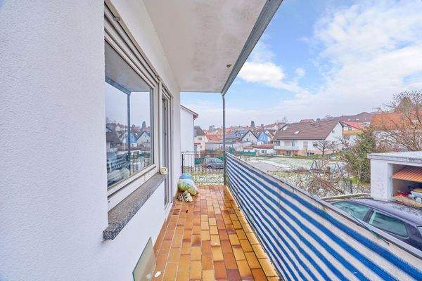 Seite hinten EG Balkon