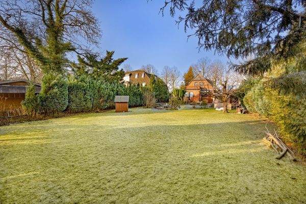 Garten - Blick zum Haus