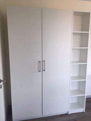 212 Kleiderschrank.JPG
