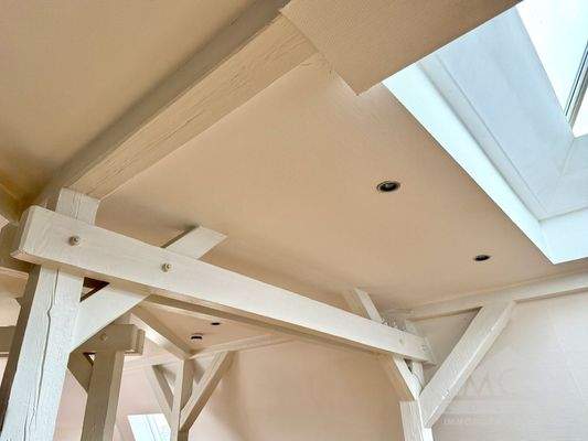 Dachbalken + Oberlicht