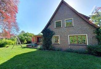 schönes Einfamilienhaus