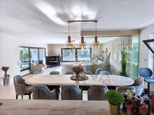 Blick auf den Esstisch