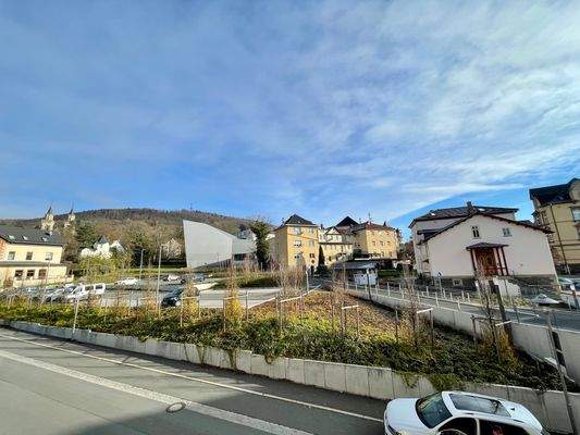 Gegenüberliegender Parkplatz des Spielzeugmuseums Sonneberg