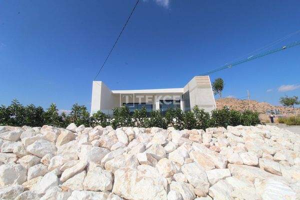 Apartments with Pool and Green Areas in Monforte del Cid