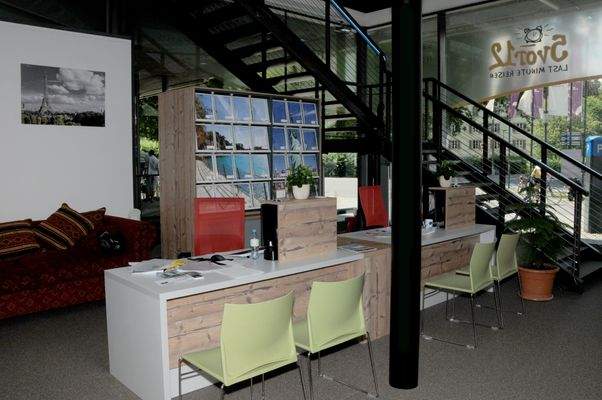 2018 Reisecenter R+Âsslepark B++ro -®wolfgangeffe