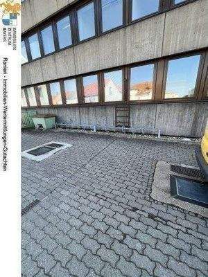 Fahrradstellplätze bei der Ladezone