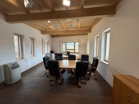 2. OG Büro (3).JPG