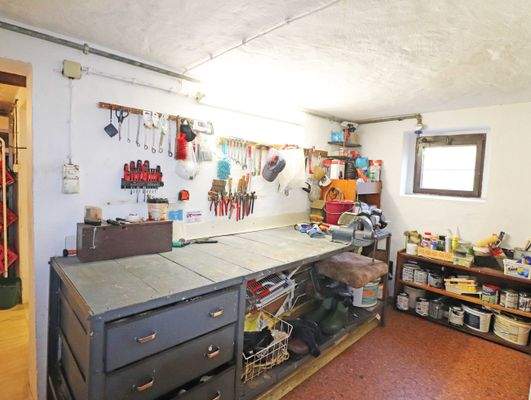 Keller Werkstatt.jpg