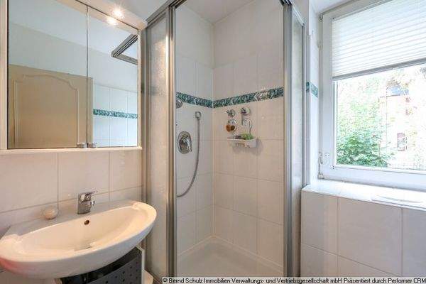 23 Duschbad