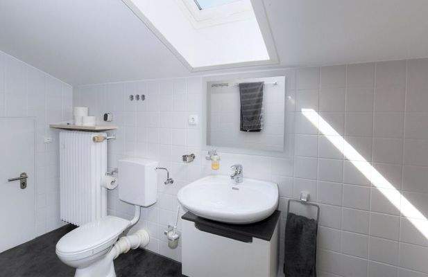 Badezimmer im OG