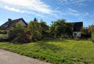 Grundstück