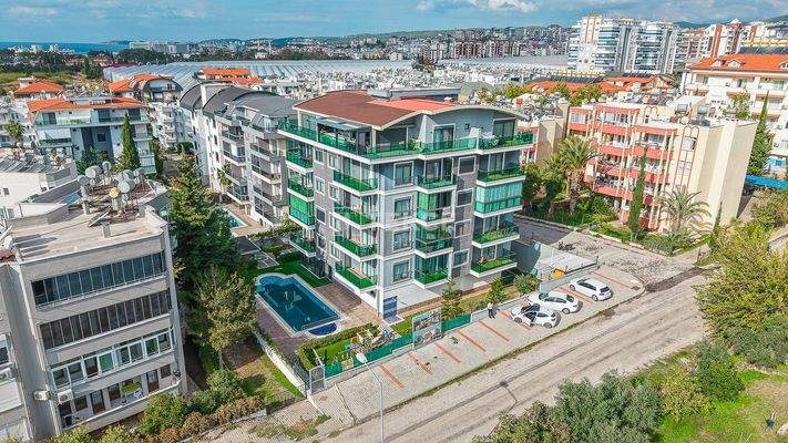 Furnished Apartment with Private Garden Area in Alanya Avsallar