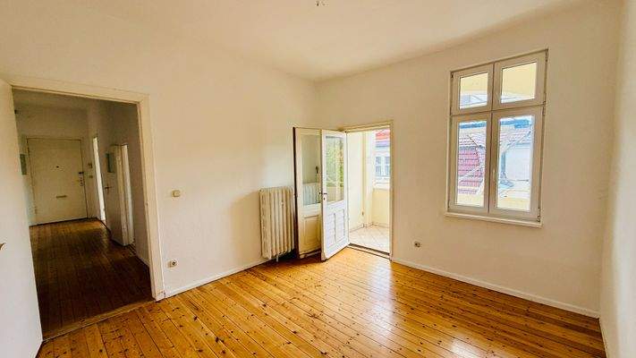 Schlafzimmer mit Balkon