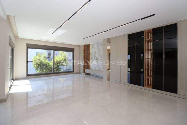 Apartments with Smart Home System Near the Sea in Antalya Lara