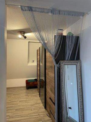 Zimmer DG räumlich aufteilbar