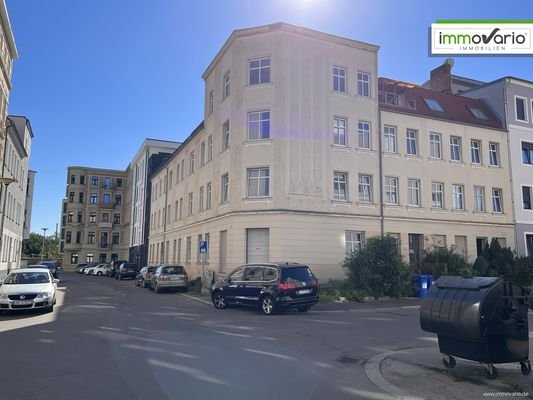 Ideal als Aufteilerobjekt! Sanierungsbedürftiger Altbau in MD/ Leipziger Straße zu verkaufen!