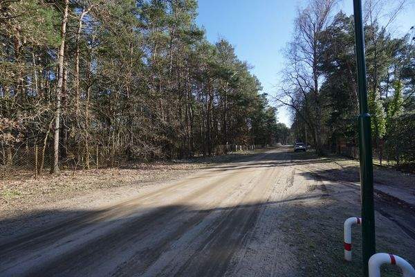 Straße vor dem Grundstück (8).jpg