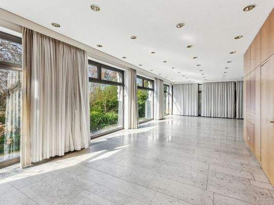 Wohn- und Esszimmer II